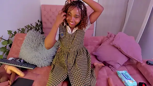 kimmysantoo online show from 9, 11, 2025