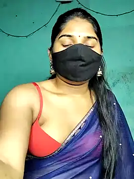 Snapshot of Luv_Adite20 chatting on 1, 2, 2025 Luv Adite20 online show from 1, 2, 2025