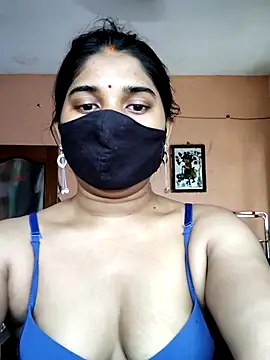 Snapshot of Luv_Adite20 chatting on 9, 9, 2025 Luv Adite20 online show from 9, 9, 2025