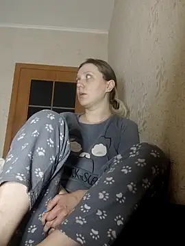 Snapshot of LeraSweet chatting on 15, 3, 2025 LeraSweet online show from 15, 3, 2025