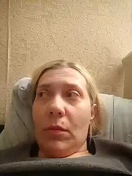 Snapshot of LeraSweet chatting on 11, 10, 2025 LeraSweet online show from 11, 10, 2025