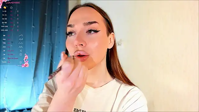 chups girl online show from 17, 2, 2026