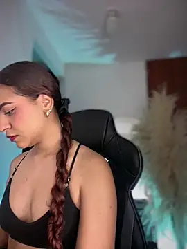 Snapshot of gretta_kler1 chatting on 12, 3, 2026 gretta kler1 online show from 12, 3, 2026
