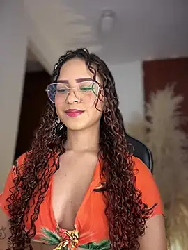 Snapshot of gretta_kler1 chatting on 15, 3, 2026 gretta kler1 online show from 15, 3, 2026