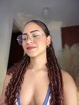 Snapshot of gretta_kler1 chatting on 29, 3, 2026 gretta kler1 online show from 29, 3, 2026