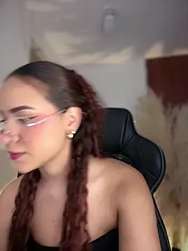Snapshot of gretta_kler1 chatting on 11, 4, 2026 gretta kler1 online show from 11, 4, 2026