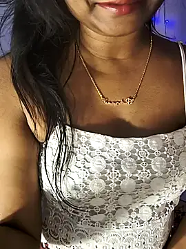 FANTASY QUEEN 07 online show from 6, 3, 2025