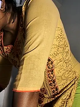 Snapshot of FANTASY_QUEEN_07 chatting on 27, 4, 2026 FANTASY QUEEN 07 online show from 27, 4, 2026