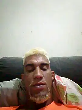 Snapshot of fieltoprj1 chatting on 23, 12, 2024 fieltoprj1 online show from 23, 12, 2024