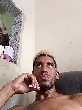 Snapshot of fieltoprj1 chatting on 27, 1, 2025 fieltoprj1 online show from 27, 1, 2025