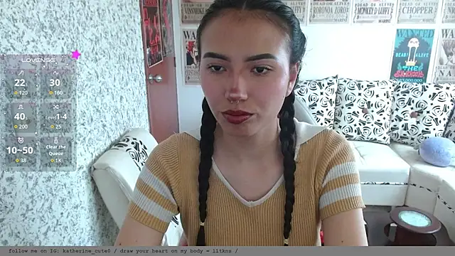 Snapshot of wild_kittys chatting on 5, 4, 2026 wild kittys online show from 5, 4, 2026