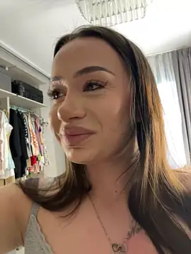 deliaroyal online show from 30, 5, 2026