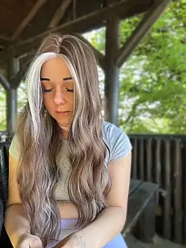 Snapshot of kinkygirl420x chatting on 17, 4, 2026 kinkygirl420x online show from 17, 4, 2026