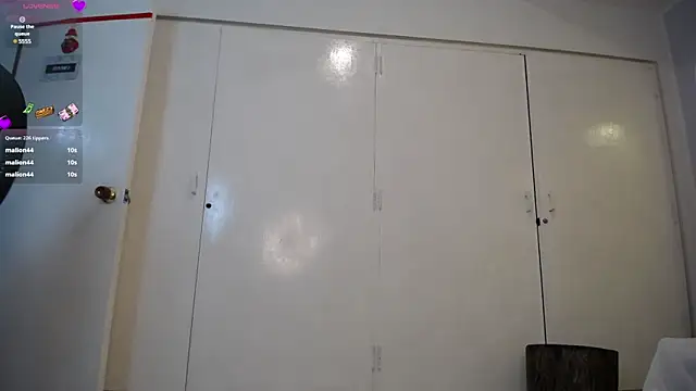 Snapshot of genesis_moretz chatting on 19, 12, 2024 genesis moretz online show from 19, 12, 2024