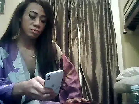 Snapshot of CaramelDipper chatting on 16, 12, 2024 CaramelDipper online show from 16, 12, 2024