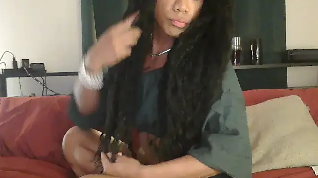 Snapshot of CaramelDipper chatting on 20, 11, 2025 CaramelDipper online show from 20, 11, 2025