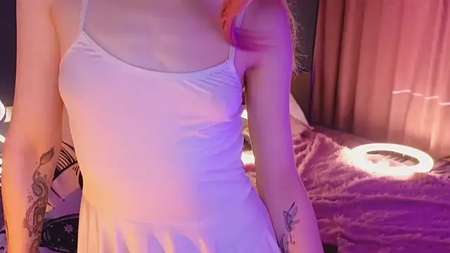 SandraBoyl online show from 21, 2, 2025