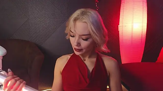 SandraBoyl online show from 25, 2, 2025