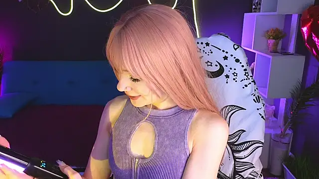 SandraBoyl online show from 8, 3, 2025