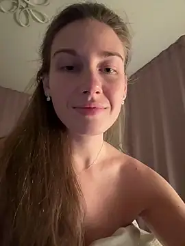 Snapshot of JasminJames chatting on 21, 10, 2025 JasminJames online show from 21, 10, 2025
