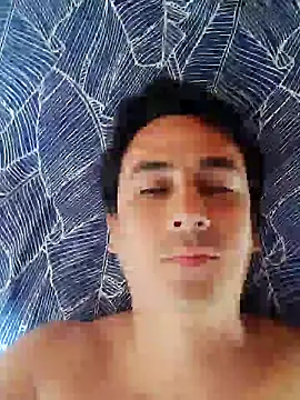 Snapshot of Rejy1992 chatting on 13, 1, 2025 Rejy1992 online show from 13, 1, 2025