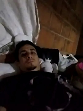 Snapshot of Rejy1992 chatting on 4, 11, 2025 Rejy1992 online show from 4, 11, 2025