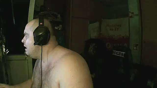 Snapshot of perversalus chatting on 2, 2, 2025 perversalus online show from 2, 2, 2025