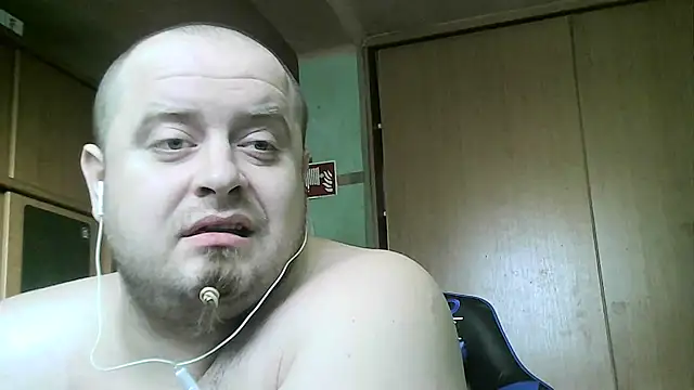 Snapshot of perversalus chatting on 9, 2, 2025 perversalus online show from 9, 2, 2025