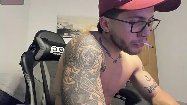 Snapshot of LucianSinclair chatting on 3, 7, 2026 LucianSinclair online show from 3, 7, 2026