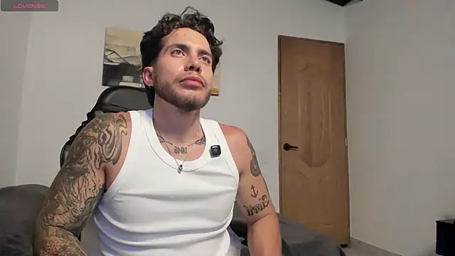 Snapshot of LucianSinclair chatting on 19, 7, 2026 LucianSinclair online show from 19, 7, 2026