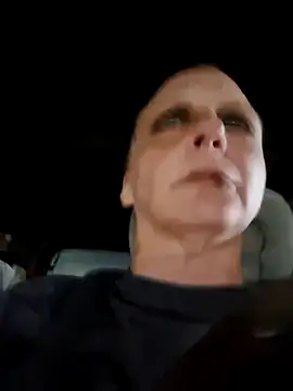 Snapshot of Everlyrose27 chatting on 22, 12, 2025 Everlyrose27 online show from 22, 12, 2025