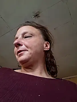 Snapshot of Everlyrose27 chatting on 22, 12, 2025 Everlyrose27 online show from 22, 12, 2025