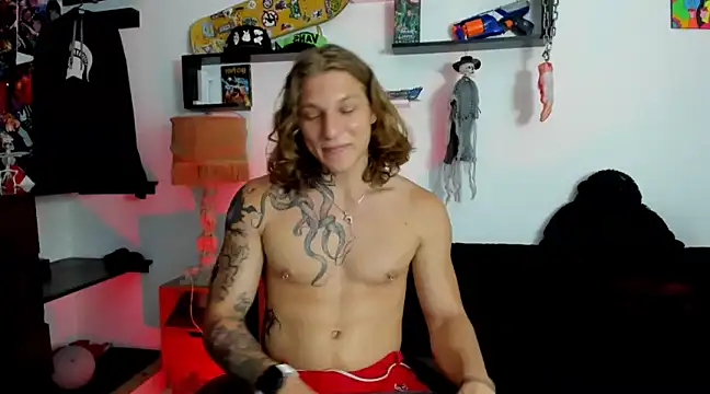 Snapshot of Tom_Krakow chatting on 2, 12, 2024 Tom Krakow online show from 2, 12, 2024