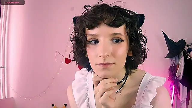 Snapshot of Violet_Veliya chatting on 14, 3, 2026 Violet Veliya online show from 14, 3, 2026