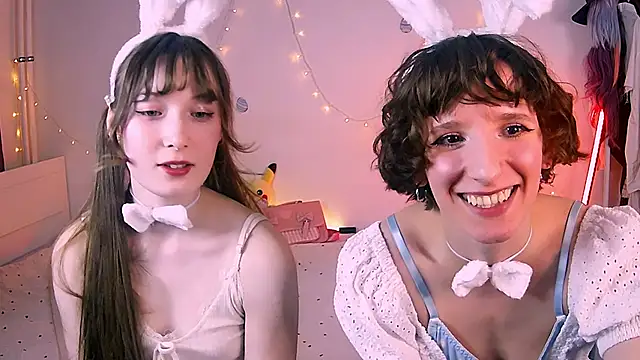 Snapshot of Violet_Veliya chatting on 12, 4, 2026 Violet Veliya online show from 12, 4, 2026