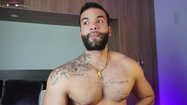 MarkHazze online show from 10, 10, 2025