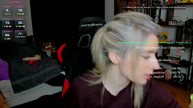 Snapshot of Lisaonthemoon chatting on 6, 3, 2026 Lisaonthemoon online show from 6, 3, 2026