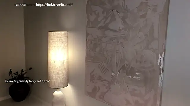 Snapshot of Lisaonthemoon chatting on 24, 3, 2026 Lisaonthemoon online show from 24, 3, 2026