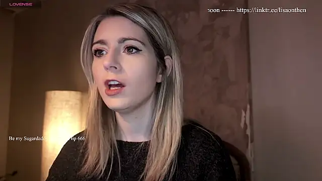 Snapshot of Lisaonthemoon chatting on 28, 3, 2026 Lisaonthemoon online show from 28, 3, 2026