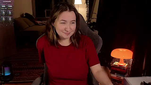 Snapshot of Megan__Hart chatting on 21, 2, 2025 Megan  Hart online show from 21, 2, 2025