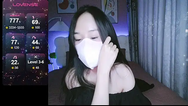  Viviann  online show from 1, 1, 2025