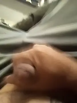 Snapshot of dredre1069 chatting on 4, 12, 2024 dredre1069 online show from 4, 12, 2024