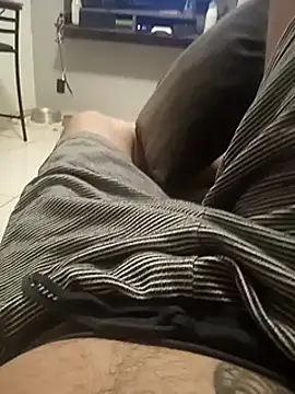 Snapshot of dredre1069 chatting on 19, 12, 2024 dredre1069 online show from 19, 12, 2024