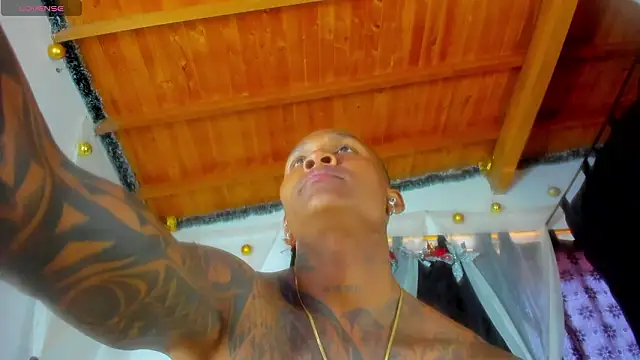 Snapshot of esteveen_ortegas_ chatting on 11, 2, 2026 esteveen ortegas online show from 11, 2, 2026