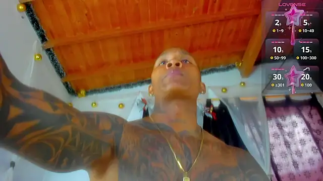 Snapshot of esteveen_ortegas_ chatting on 6, 3, 2026 esteveen ortegas online show from 6, 3, 2026