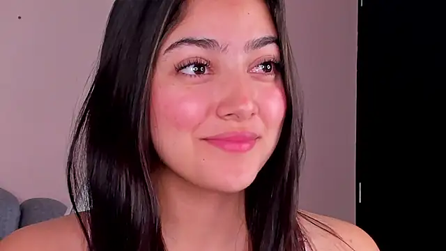 Snapshot of lili_turner chatting on 9, 1, 2025 lili turner online show from 9, 1, 2025