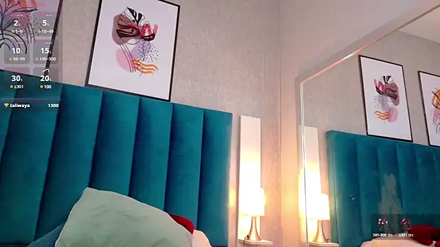 Snapshot of CheneellLorens chatting on 5, 2, 2025 CheneellLorens online show from 5, 2, 2025