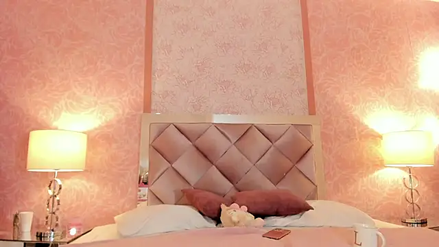 Lezy  online show from 19, 11, 2025