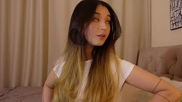 Sarasuo1 online show from 10, 12, 2024