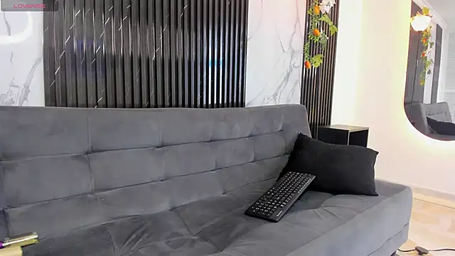 Snapshot of BRYXXXON1 chatting on 24, 1, 2025 BRYXXXON1 online show from 24, 1, 2025